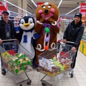 Archway helps poor kids for Saint Nicholas Holiday!!!